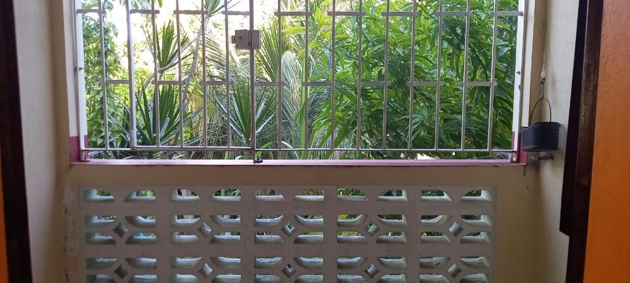 Studio Independant Chez L Habitant- Grand-Bourg  المظهر الخارجي الصورة